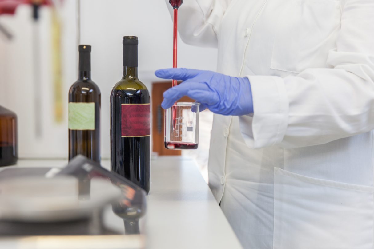 Liquid Spectrophotometry & Food Industry Applications Felix Instruments